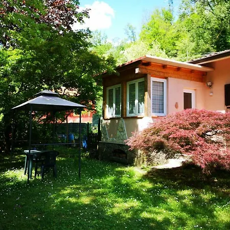 I Tre Abeti - House فندق مبيت وإفطار 4*