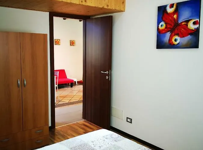 I Tre Abeti - House Bed and Breakfast Vezzano Ligure